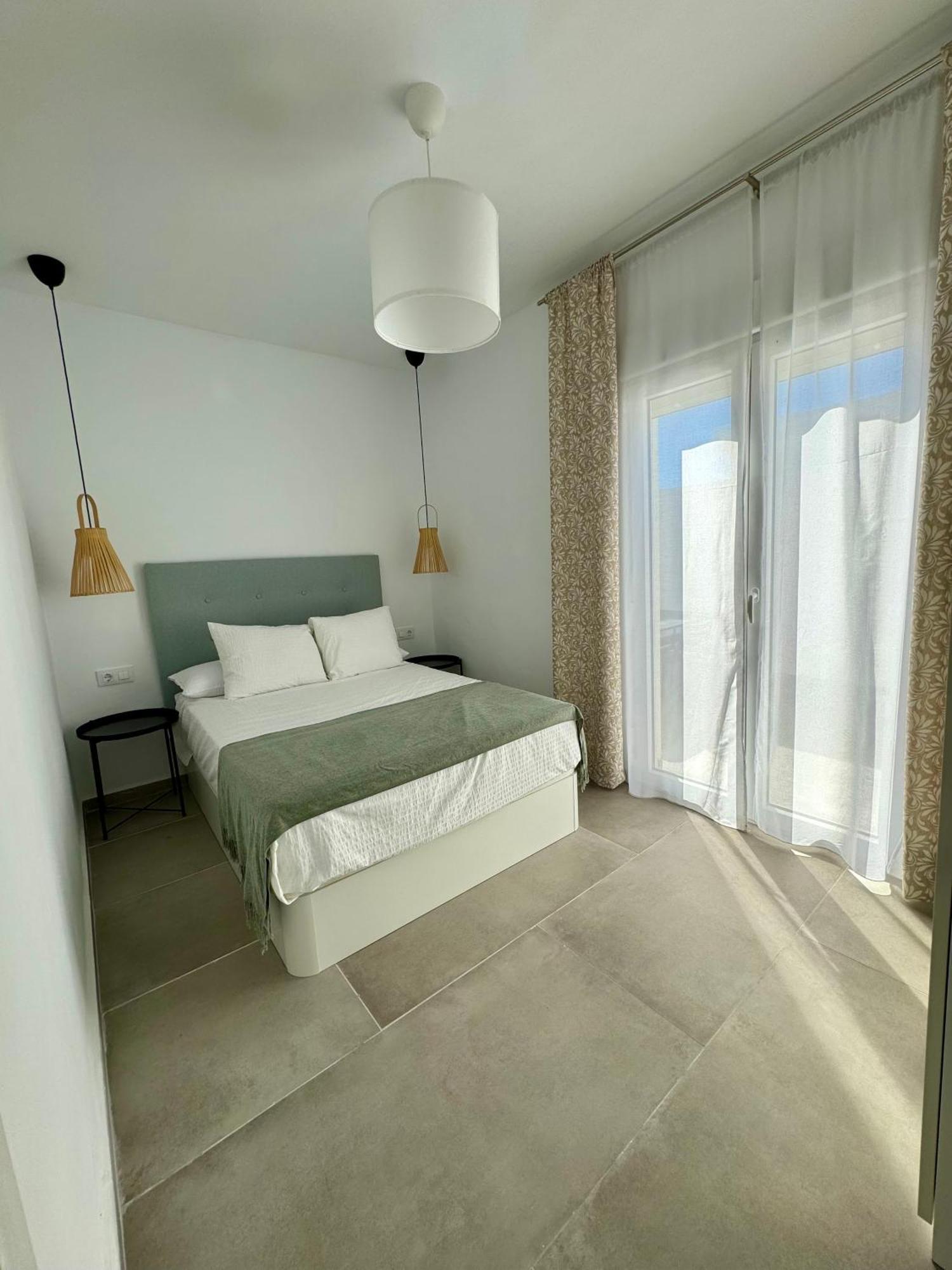 Apartamentos Munoz Fornell 2 Chiclana de la Frontera Exterior photo